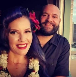 Meet your Posher, Sal